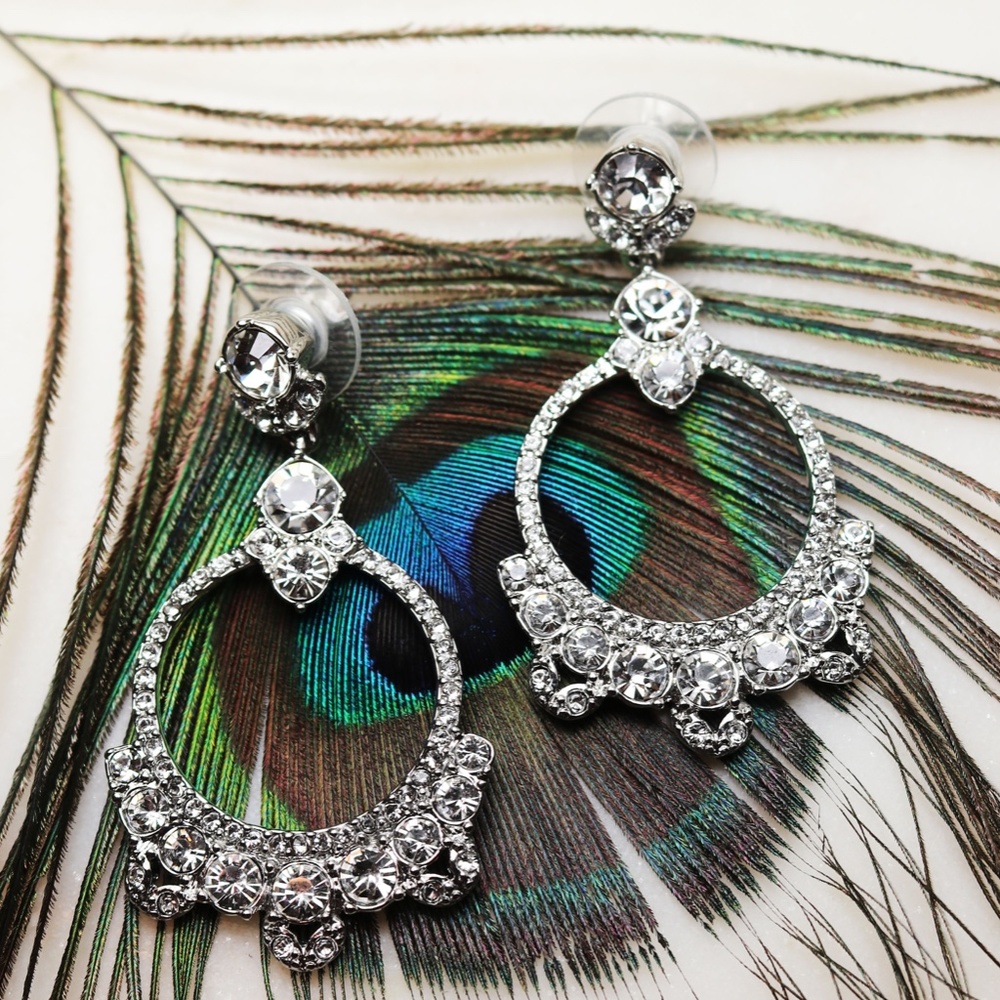 NEW GIVENCHY SWAROVSKI CRYSTAL CHANDELIER EARRINGS - Picture 4 of 8